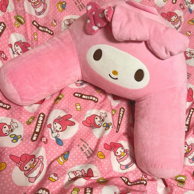 마이멜로디 로즈보아 쿠션 방꾸 베개 리즈리사 히메갸루 라떼갸루