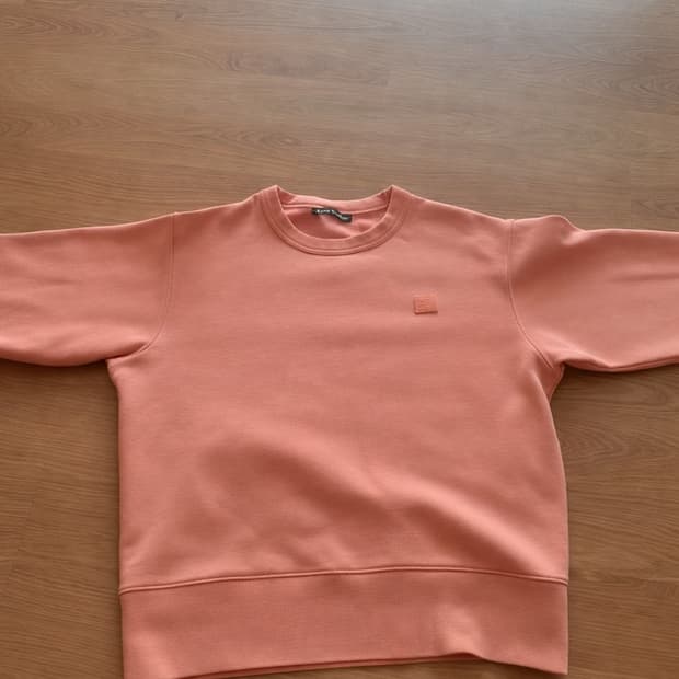 아크네 스튜디오 맨투맨 핑크