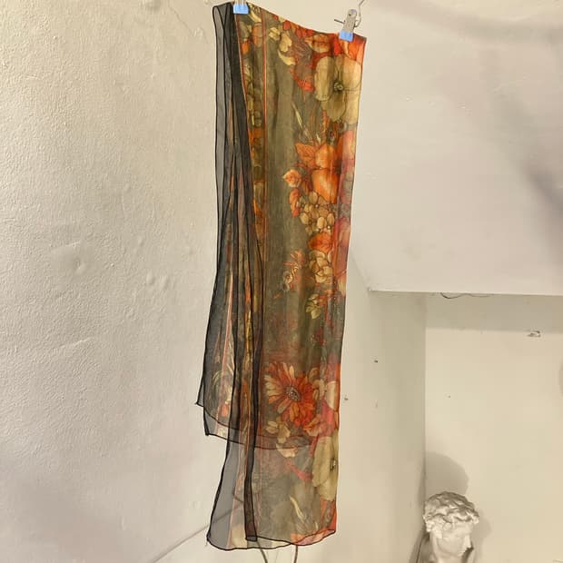 에스닉 플로럴 시스루 머플러