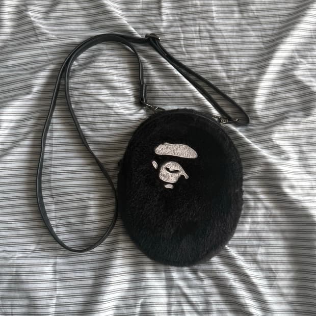 [베이프] 헤드 퍼 크로스백 숄더백