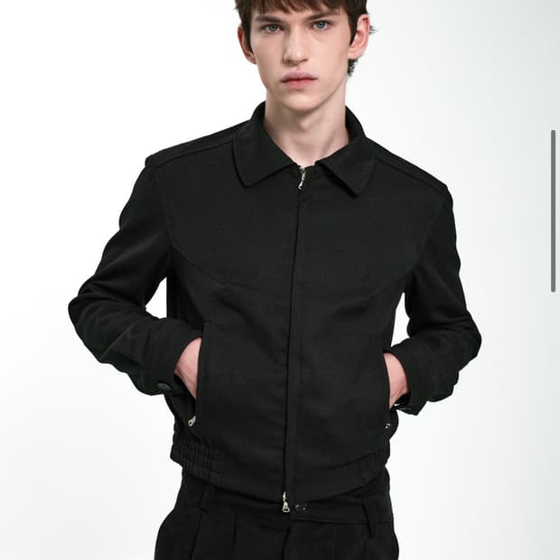 리젤서비스 슬릭 크롭 자켓 1사이즈