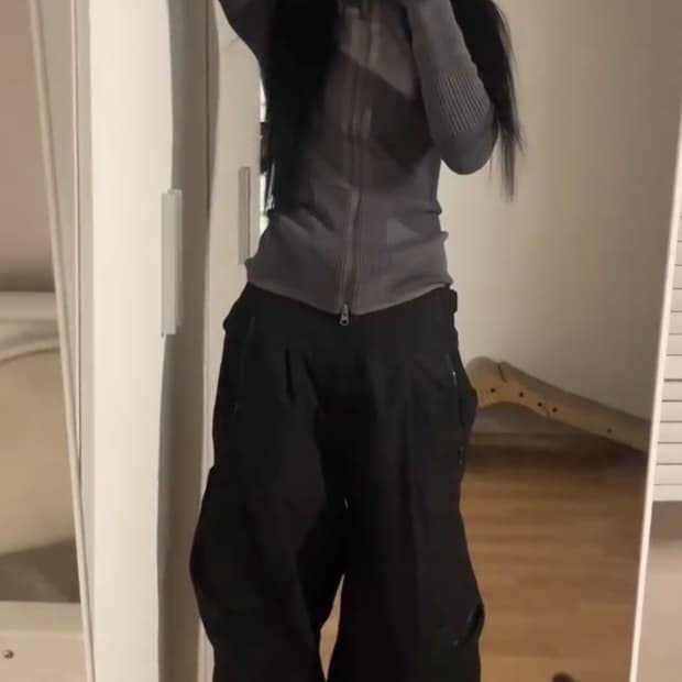 디퍼런티스 드레이프 포켓 팬츠1사이즈