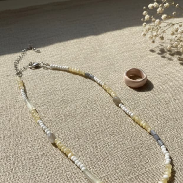 클린 무드 자개 원석 네크리스