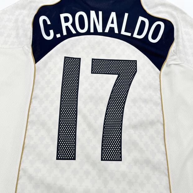 나이키 04-06 포르투갈 어웨이 No.17 호날두