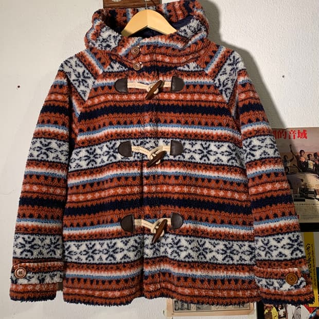 빔즈하트 노르딕 패턴 플리스 더플 코트 집업