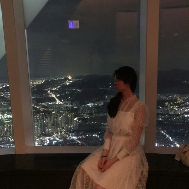 EGOIST 흰색 드레스