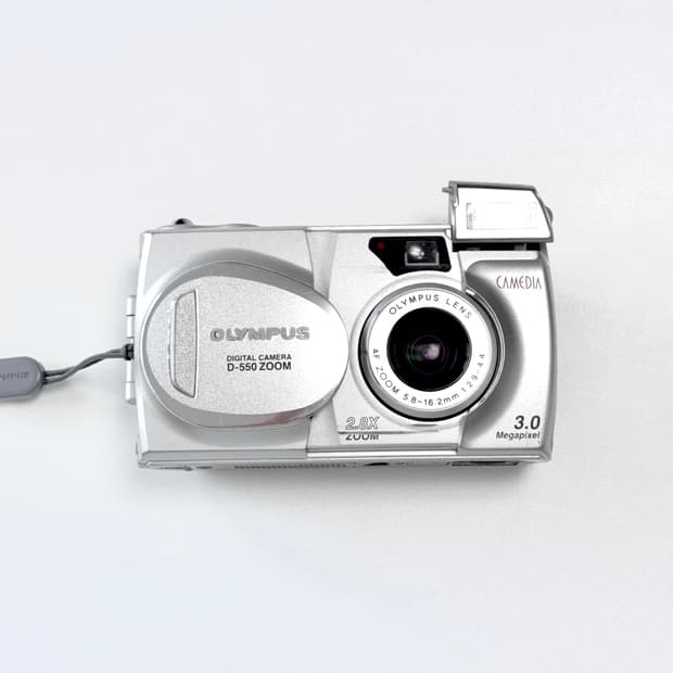 올림푸스 카메디아 D-550 ZOOM 빈티지 디지털카메라