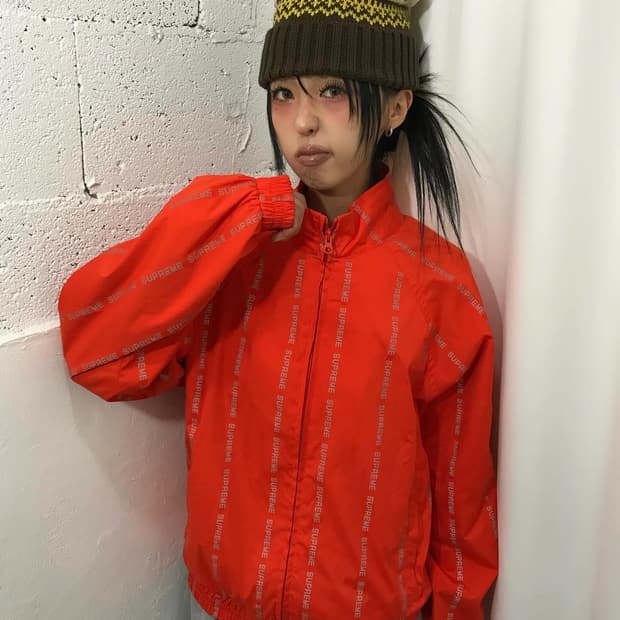 Supreme Reflective Text Track JK - 18Fw