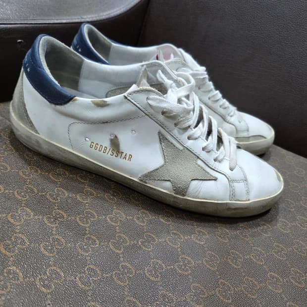 골든구스 슈퍼스타