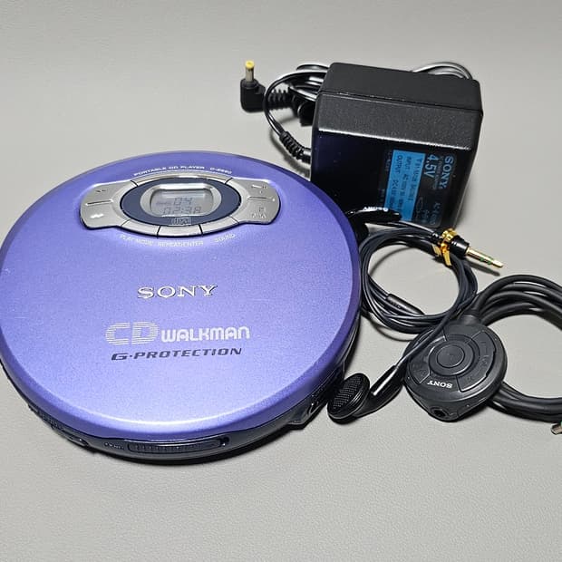 SONY CD player Walkman D-E660 (릴리슈슈 에디션)