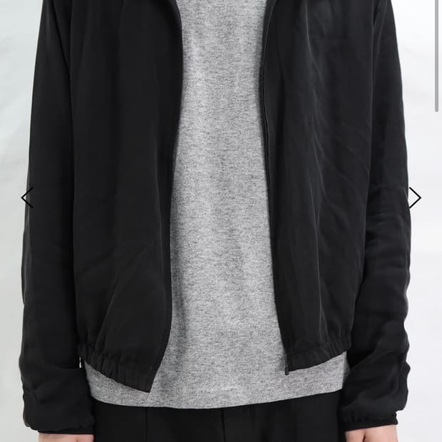 les 큐프라 집업