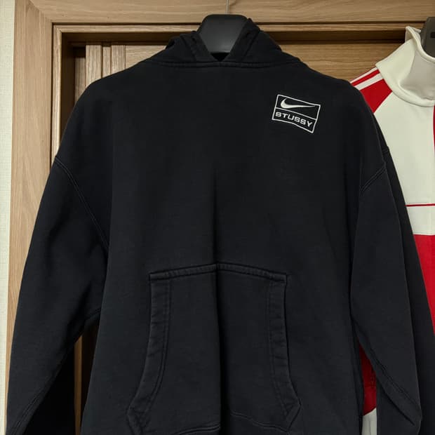 나투시 후드티