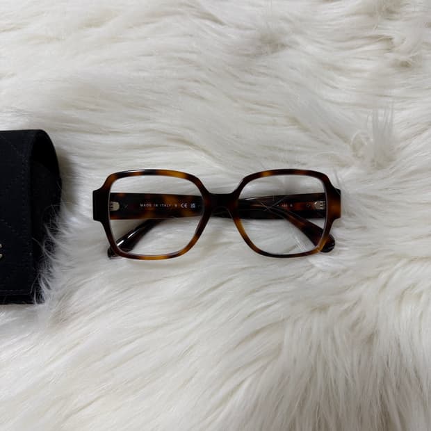 샤넬 하트안경 호피 톨토이즈54mm 