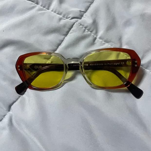 아워레가시 어스 판매합니다