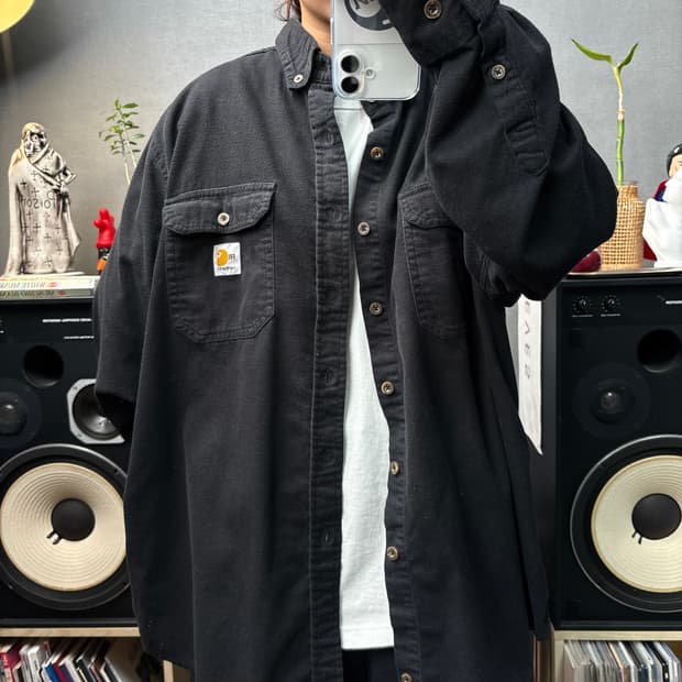 칼하트 블랙셔츠