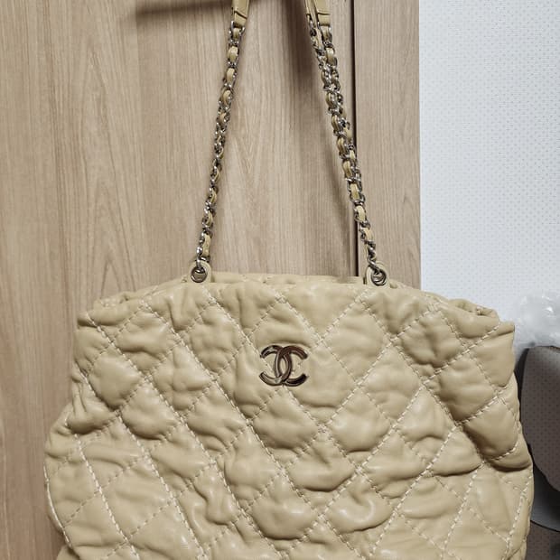 샤넬 와일드 스티치 숄더백