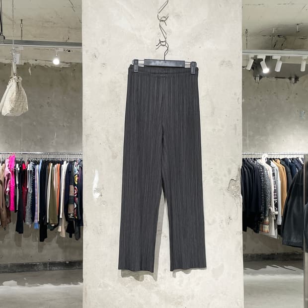 이세이 미야케 플리츠 플리즈 차콜 밴딩 팬츠