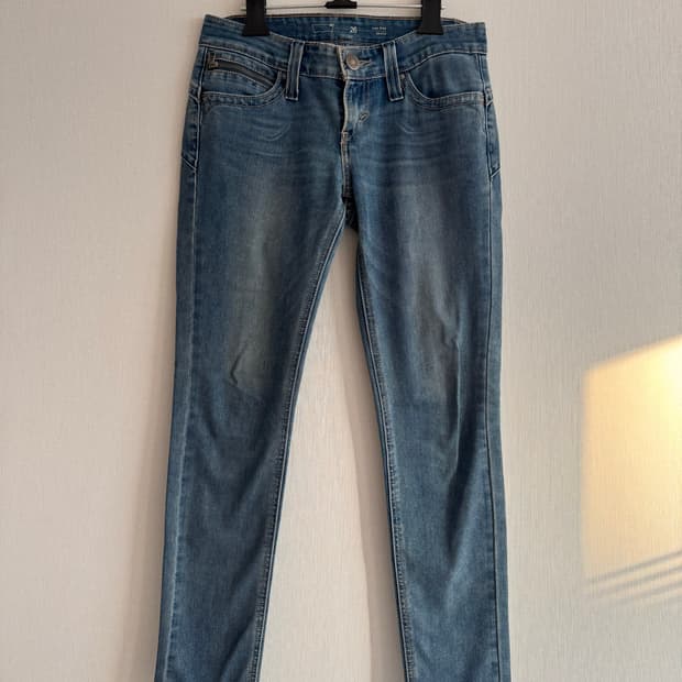 Levis 로우라이즈 데님 26