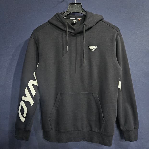 다이나핏 프린팅 블랙 남성 세미오버핏 95 포켓 후드티 