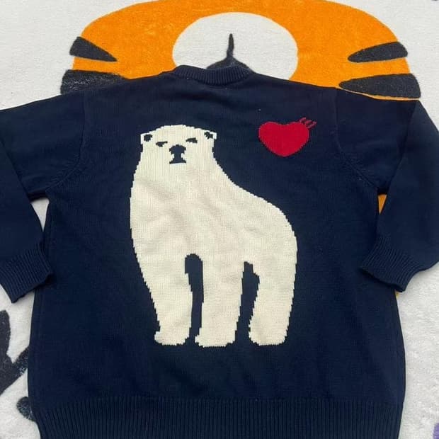 휴먼 메이드 로우 게이지 니트 스웨터 네이비