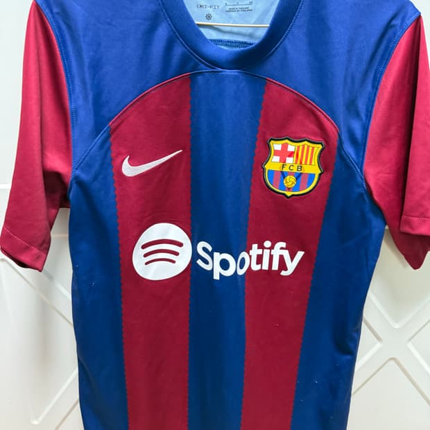 23-24 바르셀로나 유니폼