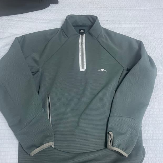 고요웨어 하프집업 후리스 L