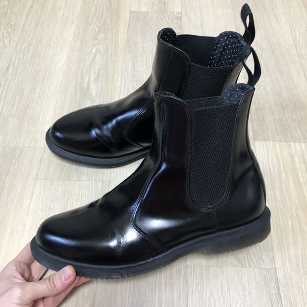 (270) 닥터마틴 Dr.martens 플로라 스무스 레더 첼시 부츠