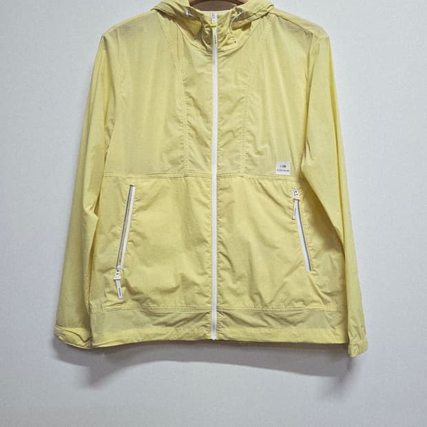 아이더 옐로우 바람막이 후드 자켓