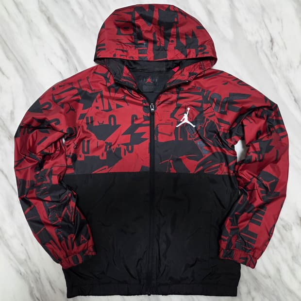 조던 윈드브레이커