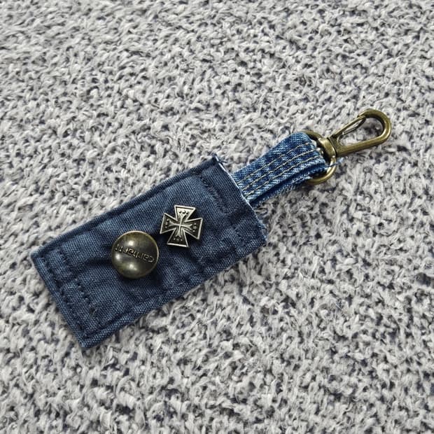 칼하트 버튼 핸드메이드 커스텀 카라비너 키링 ( OS ) / 10895