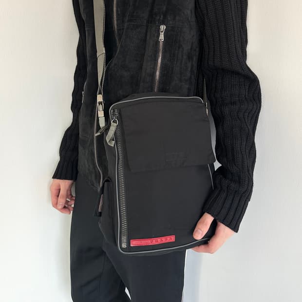 프라다 스포츠 00s 유틸리티 나일론 크로스백