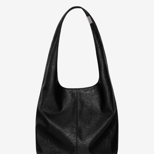 G LEATHER SHOULDER BAG (BLACK)