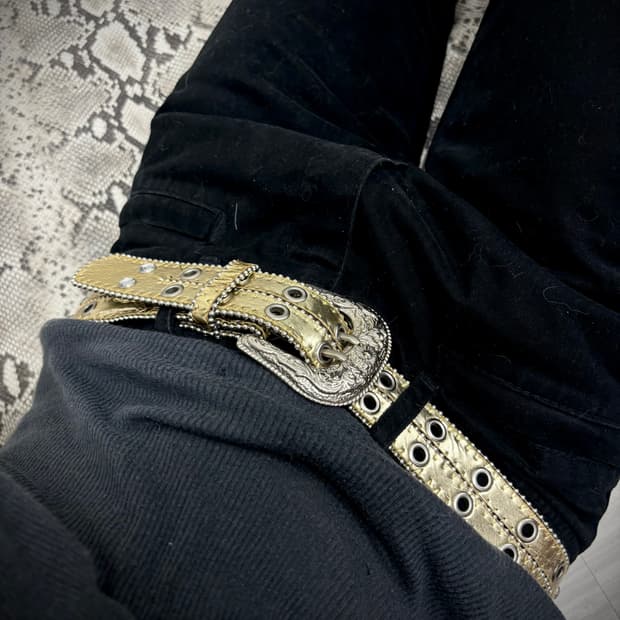 “Vintage” Pinterest Mood Gold 2Buckle Be