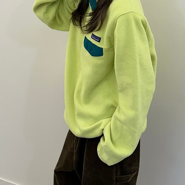 파타고니아 신칠라 라임 (희귀 컬러)