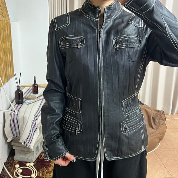 여성 양가죽 스티치 레더자켓