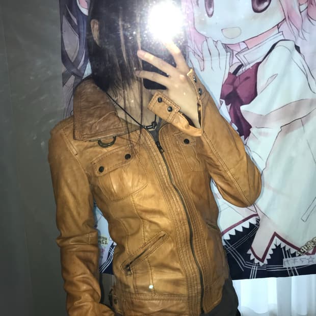 카멜 y2k 하이넥 레더자켓