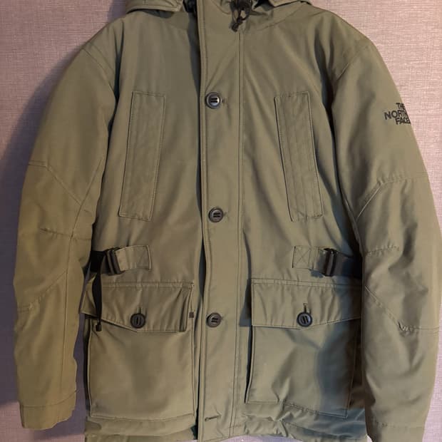 노스페이스 올리브색 패딩 95(M)