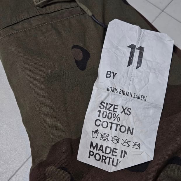 11 By Boris Bidjan Saberi 카모팬츠