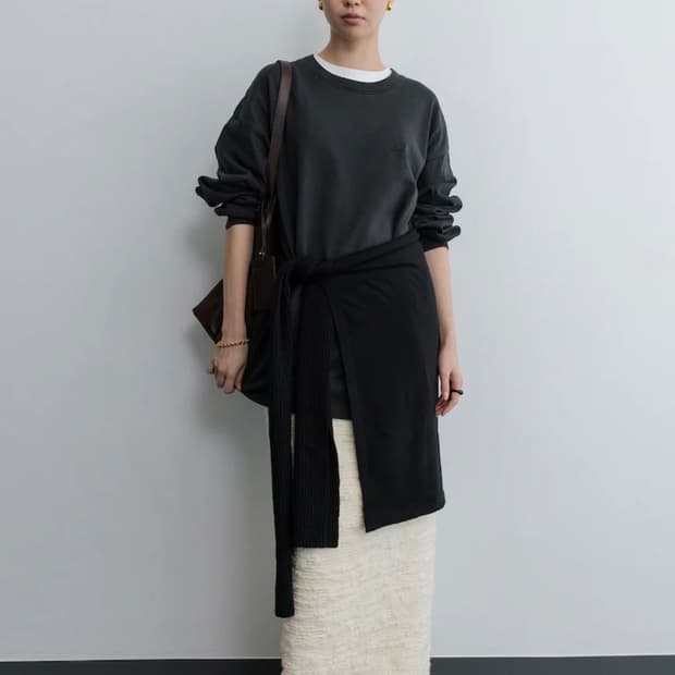 Unisex Aperture Boxy T-Shirt - Black