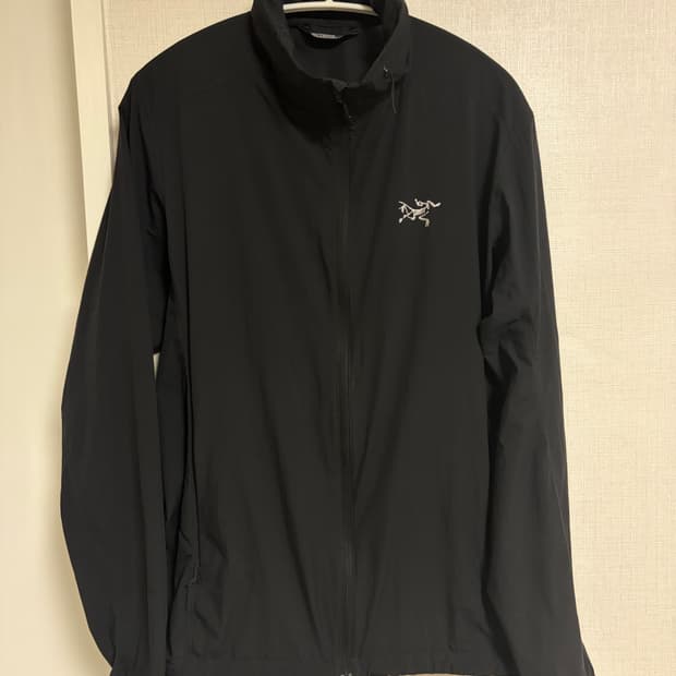 아크테릭스 노딘 바람막이