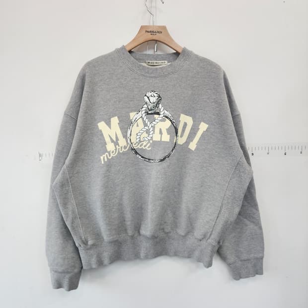 마르디 메크르디 맨투맨 그레이