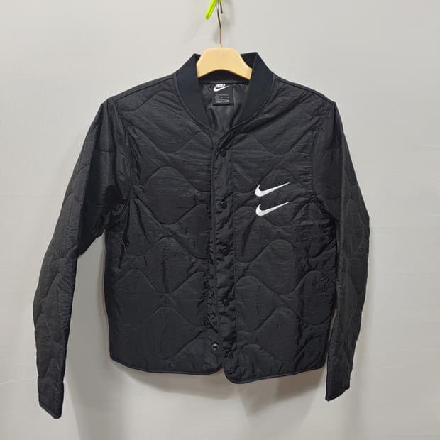 나이키 더블 스우시 퀼팅 자켓 블랙 S