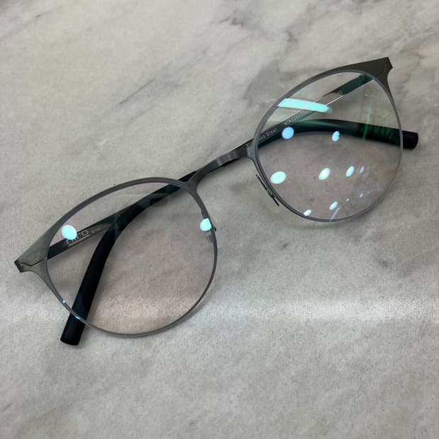 니로 NIRO 딥실버 라운드 역산각 메탈테 안경