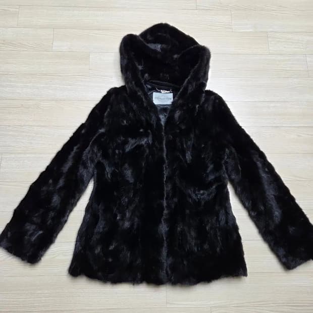 원우모피 밍크후드코트