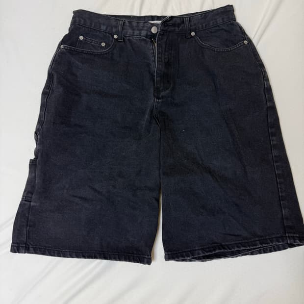 피지컬 에듀케이션 버뮤다 팬츠