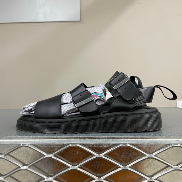 닥터마틴 그리폰 샌들 uk7