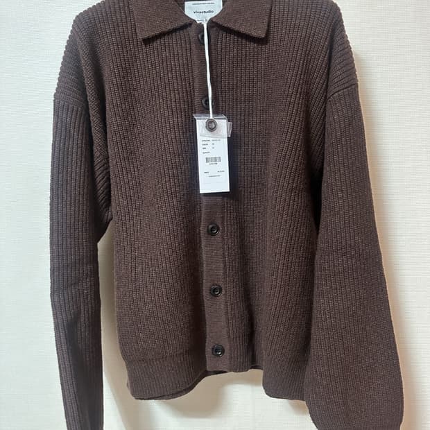비바스튜디오 가디건 브라운 M사이즈 새제품 5.5만원 운포