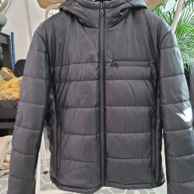 새상품 xl 자라 ZARA 가죽 후드 패딩