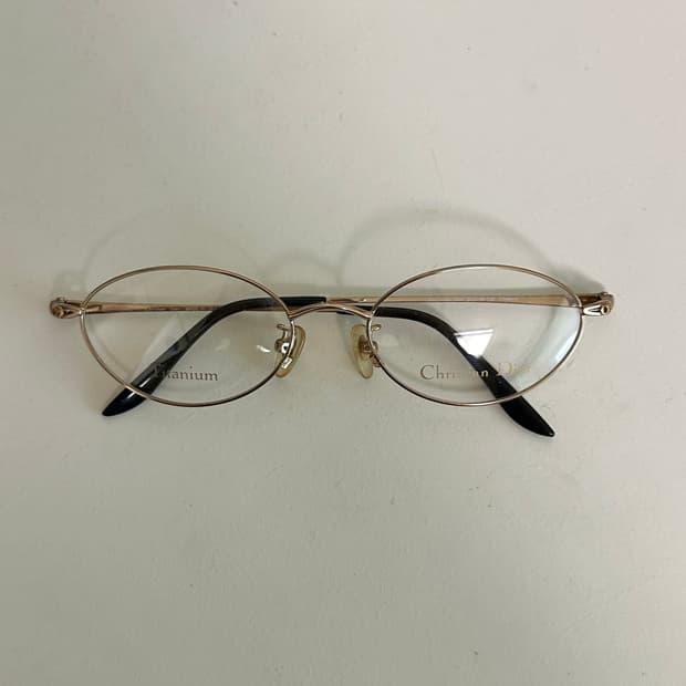 디올 빈티지 티타늄 여성 안경
