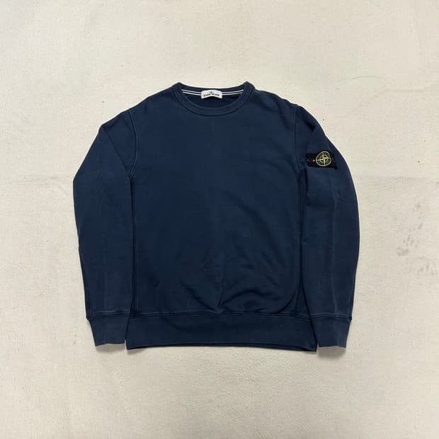 스톤아일랜드 와펜 맨투맨